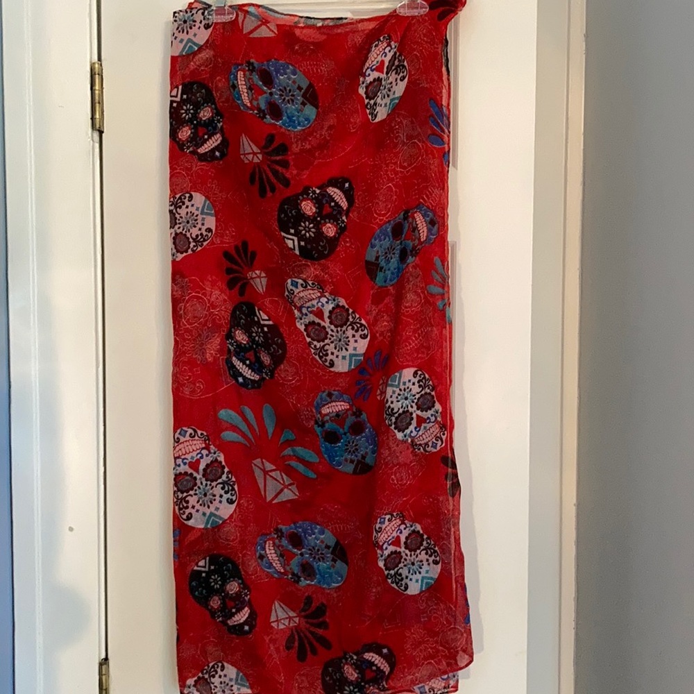 Fun skull scarf